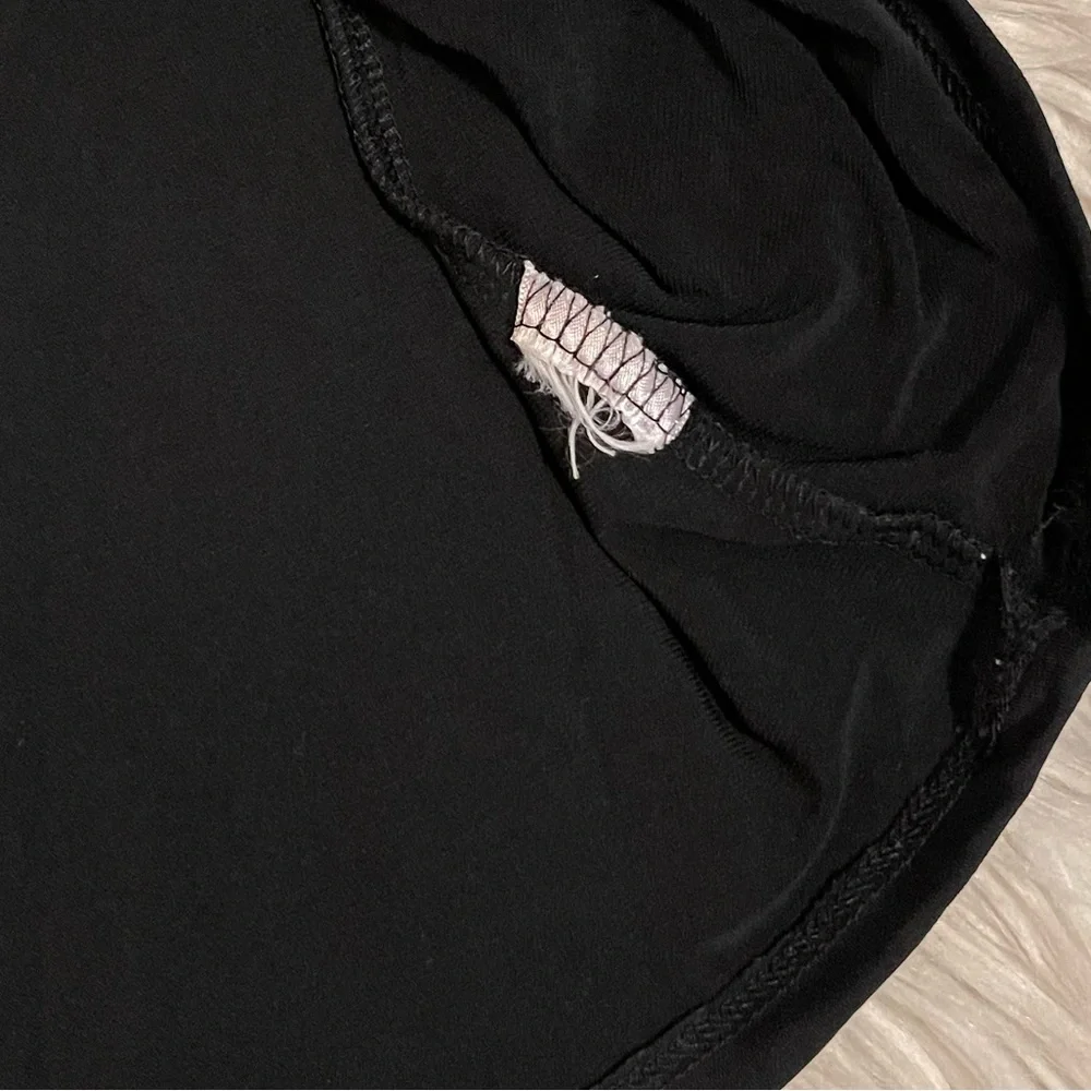 Sequin | Peter Pan collar | Layering tee - Picture 5 of 11